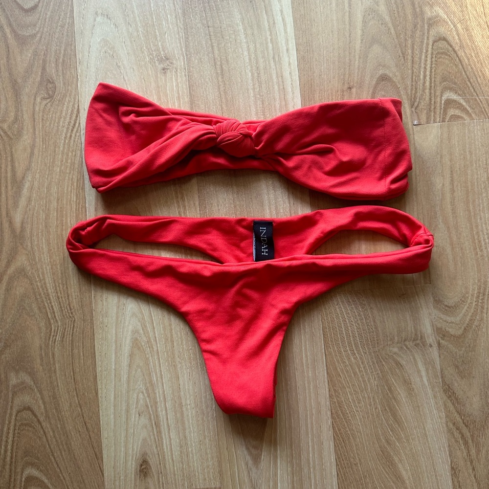 indah bikini